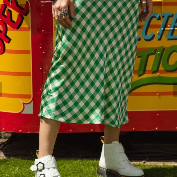 Dr Martens Boots - Picture 6 of 6